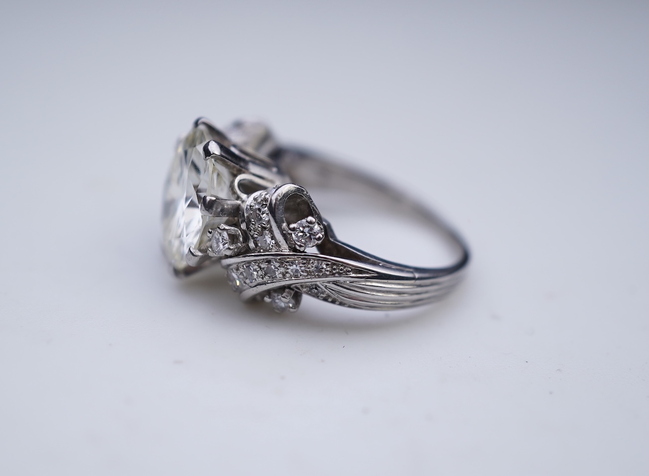 A diamond ring, mid 20th century